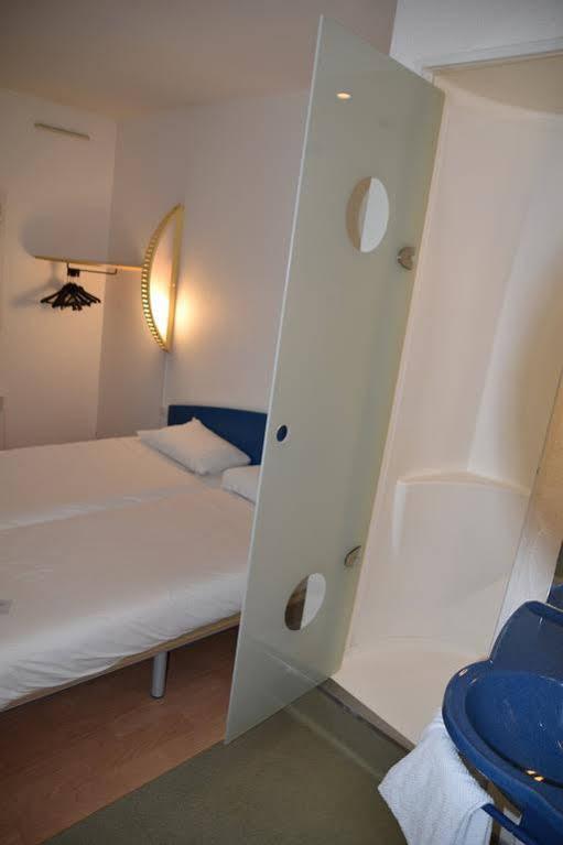 Ibis Budget Rochefort Εξωτερικό φωτογραφία