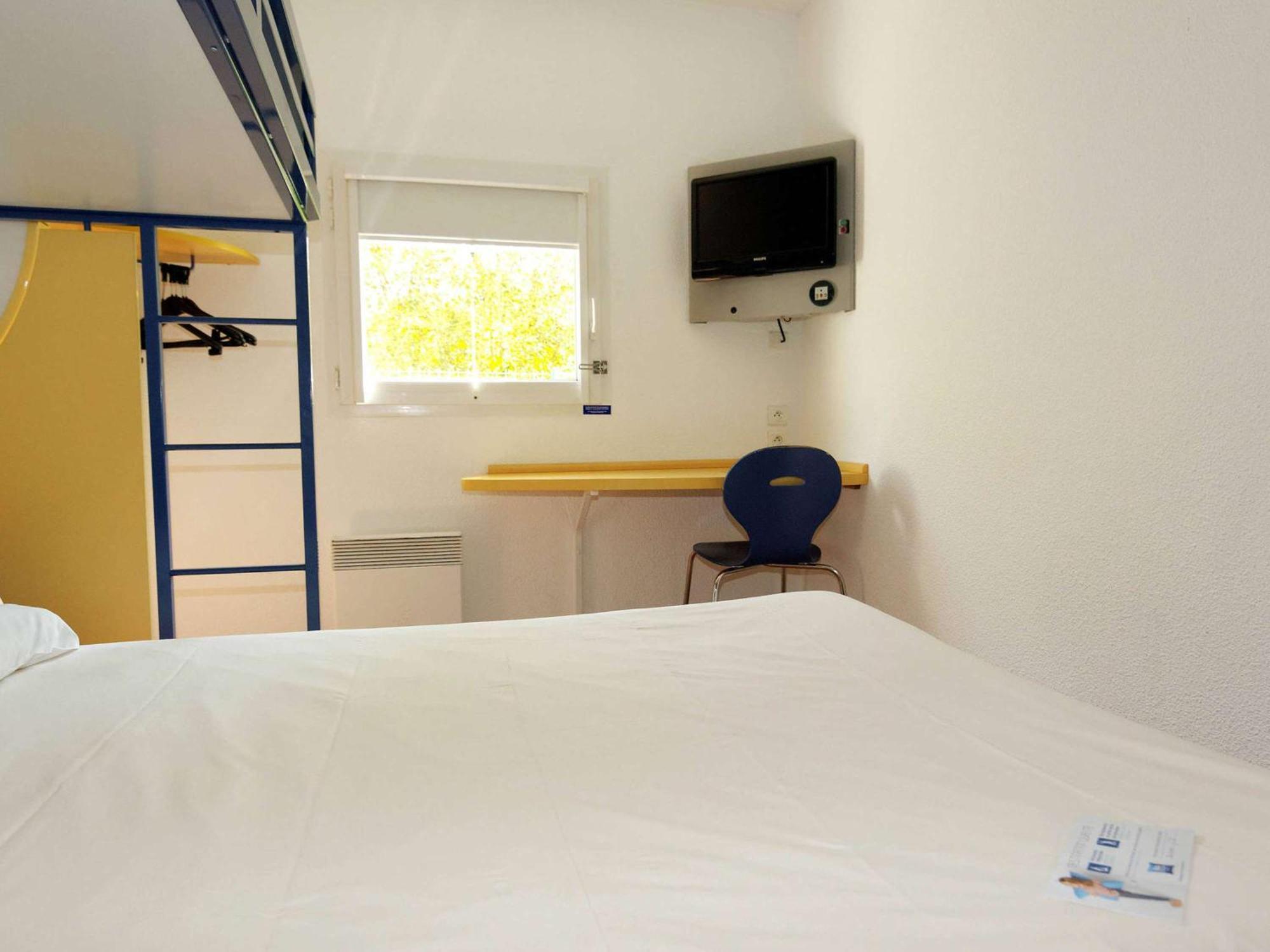 Ibis Budget Rochefort Εξωτερικό φωτογραφία