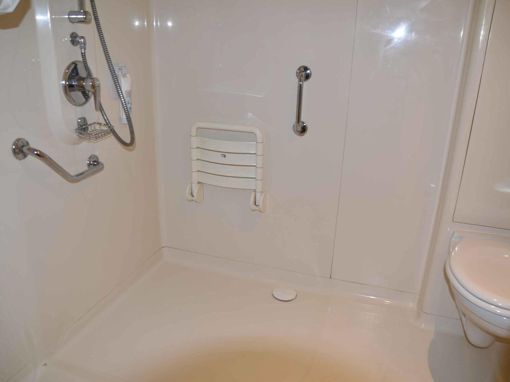 Ibis Budget Rochefort Εξωτερικό φωτογραφία