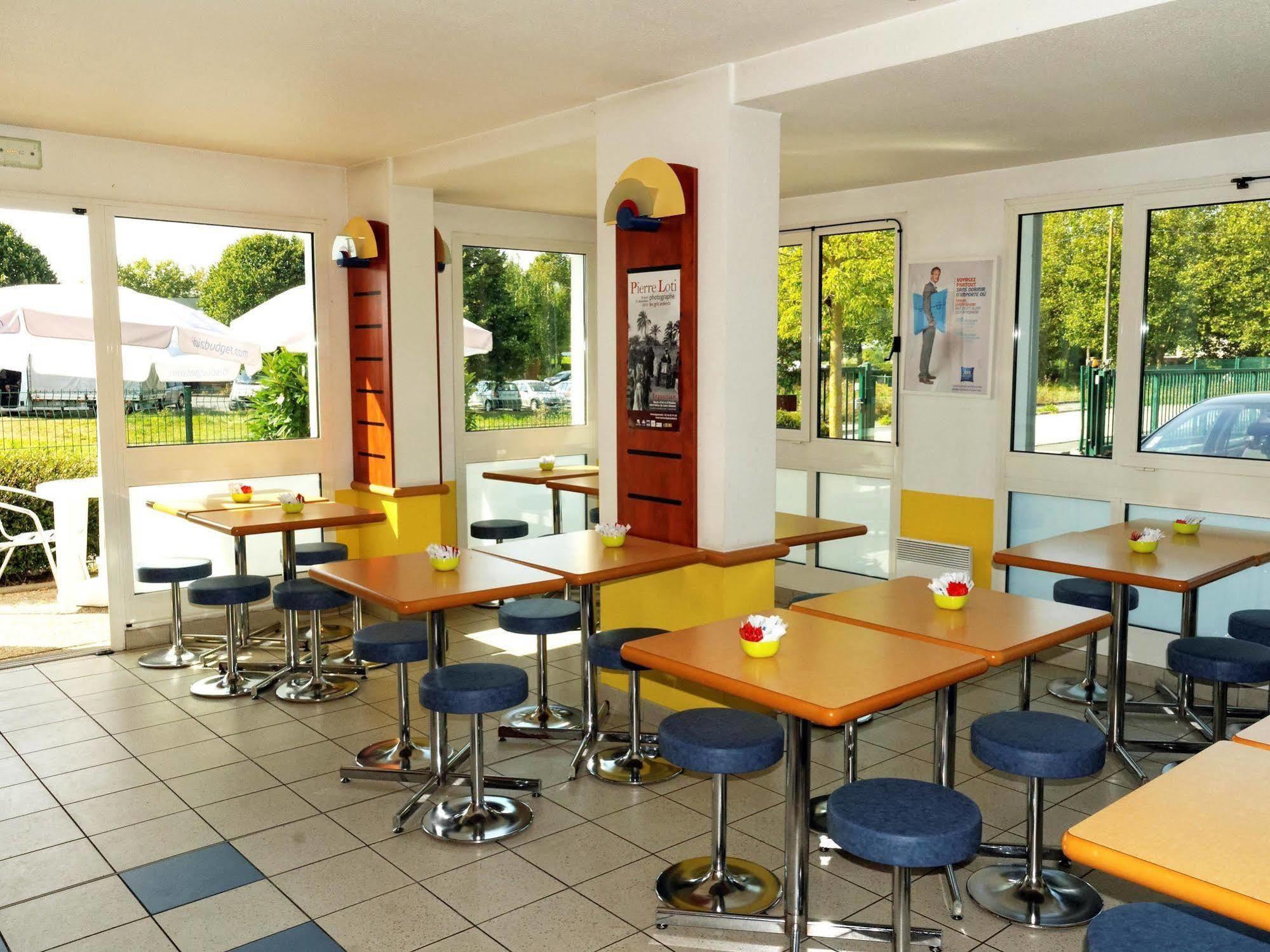 Ibis Budget Rochefort Εξωτερικό φωτογραφία
