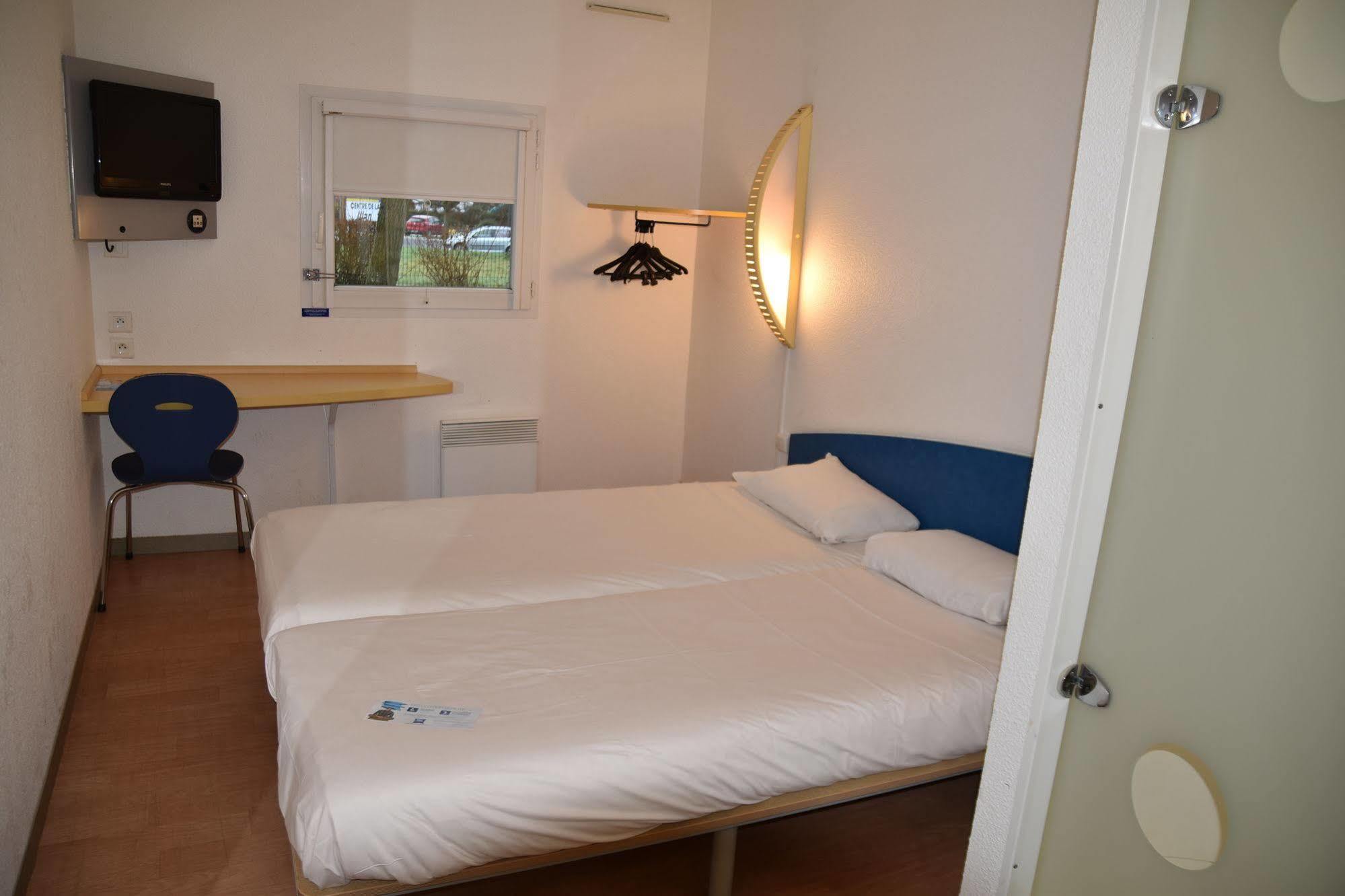 Ibis Budget Rochefort Εξωτερικό φωτογραφία
