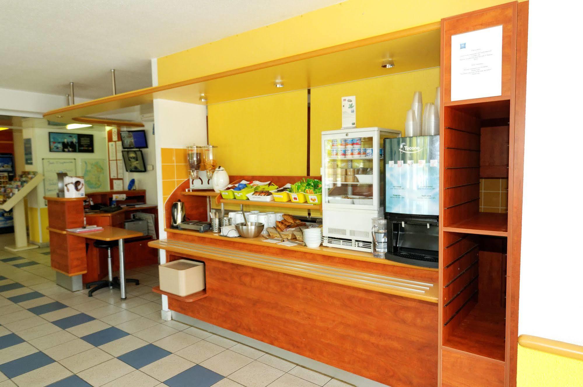 Ibis Budget Rochefort Εξωτερικό φωτογραφία