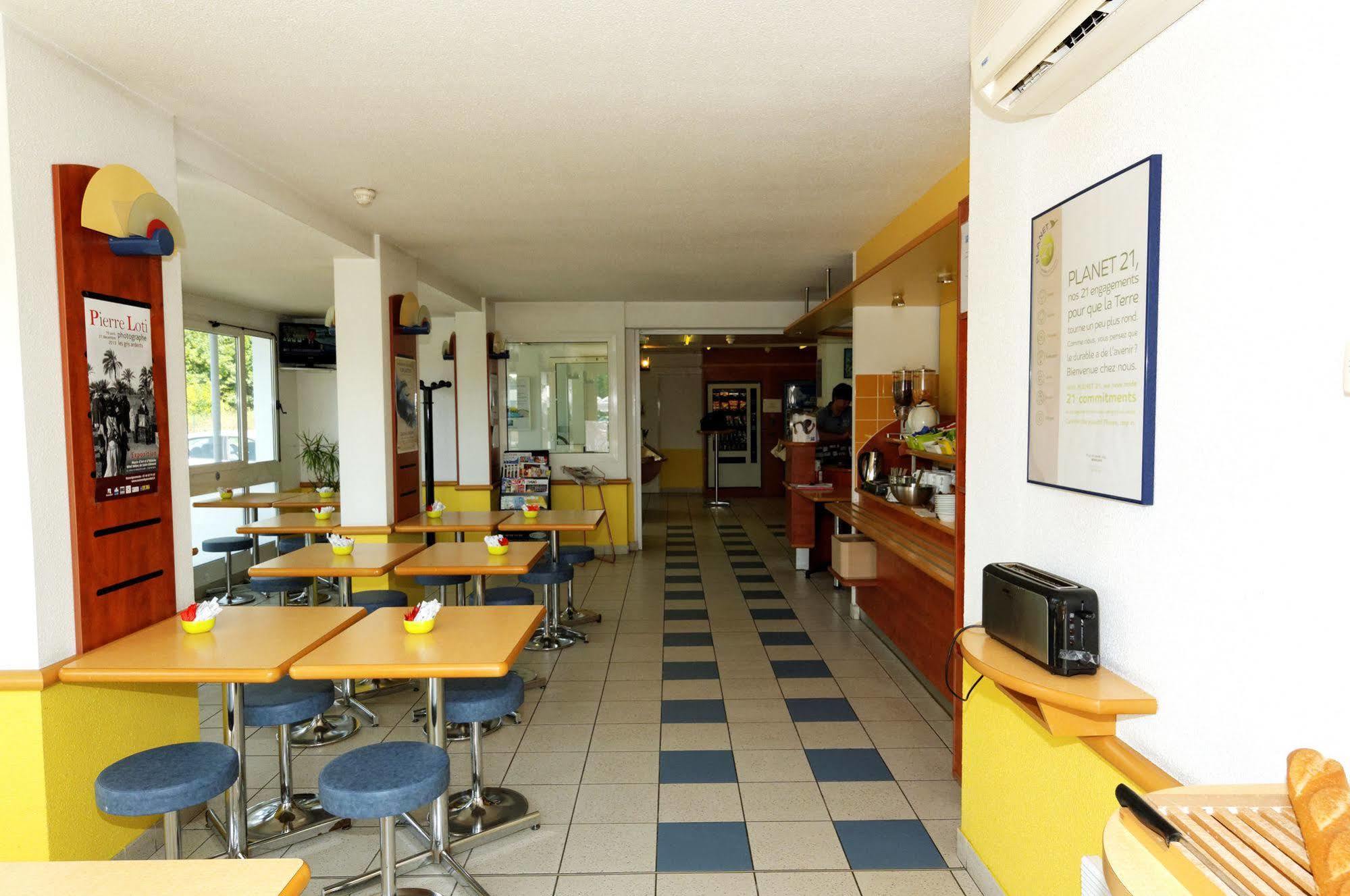 Ibis Budget Rochefort Εξωτερικό φωτογραφία